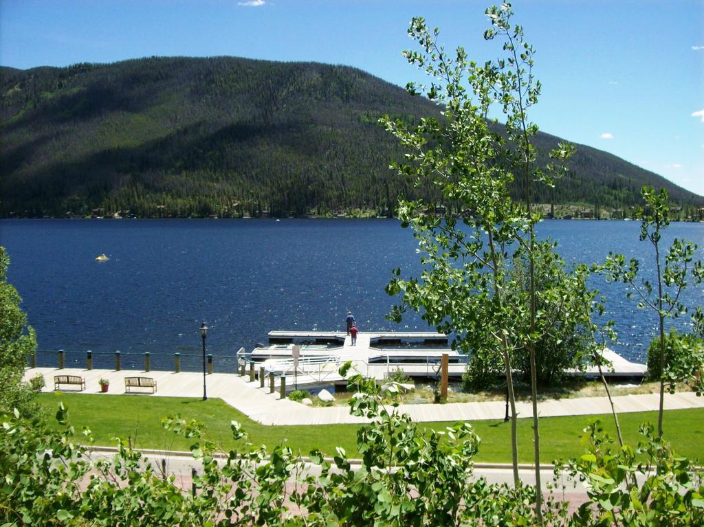 Western Riviera Lakeside Lodging Гранд-Лейк Номер фото